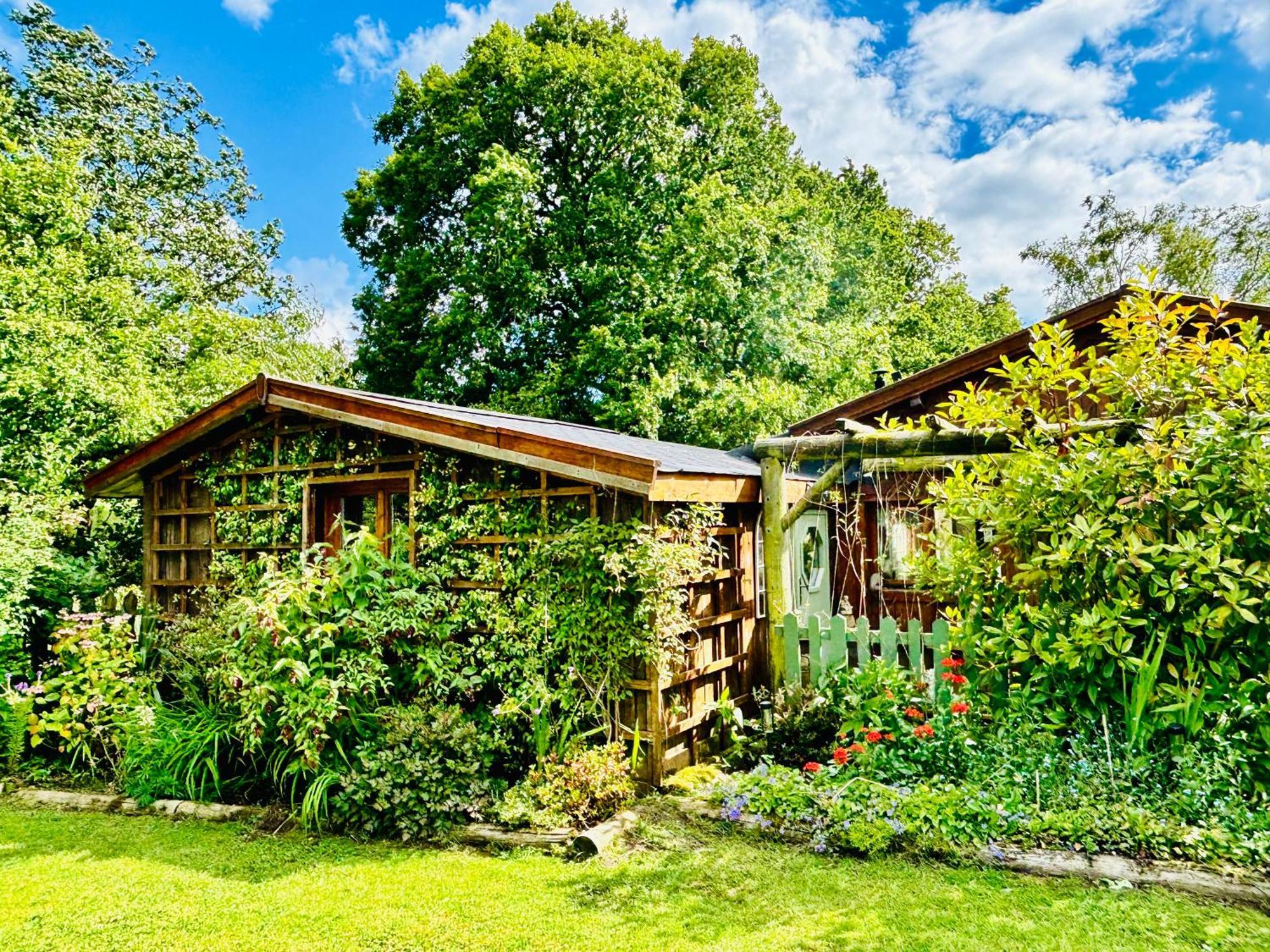 Hideaway Apartment Lytchett Matravers Екстериор снимка